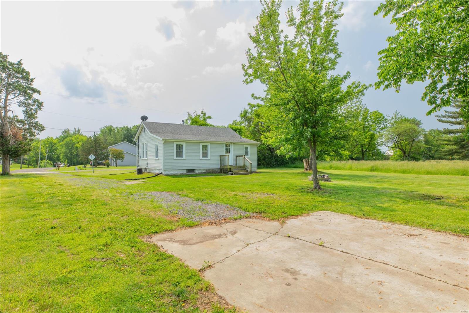 802 Randall Drive Brighton, IL 62012 - Photo 27 of 28