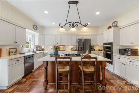 $815,000 | 6203 Kensington Gardens Court, Charlotte, NC 28277