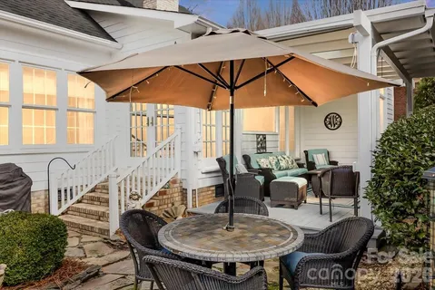 $815,000 | 6203 Kensington Gardens Court, Charlotte, NC 28277