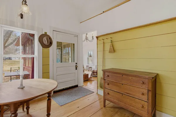 $525,000 | 24 Newson Avenue, Kittery, ME 03904