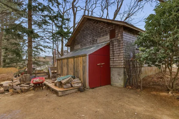 $525,000 | 24 Newson Avenue, Kittery, ME 03904