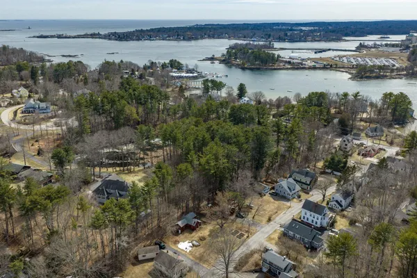 $525,000 | 24 Newson Avenue, Kittery, ME 03904