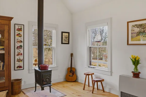 $525,000 | 24 Newson Avenue, Kittery, ME 03904