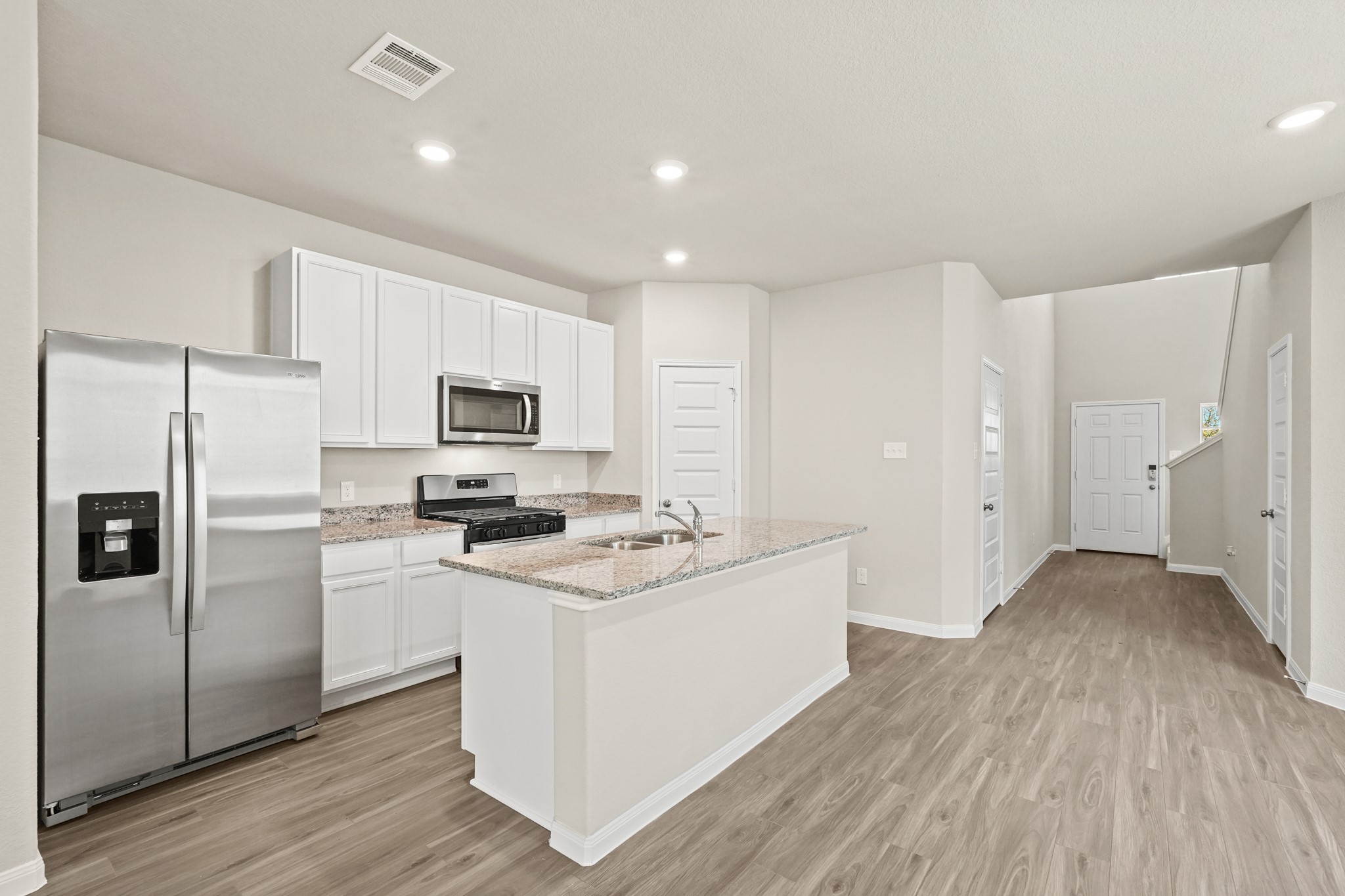 1106 Burkes Rdg Trail Conroe, TX 77301 - Photo 2 of 25