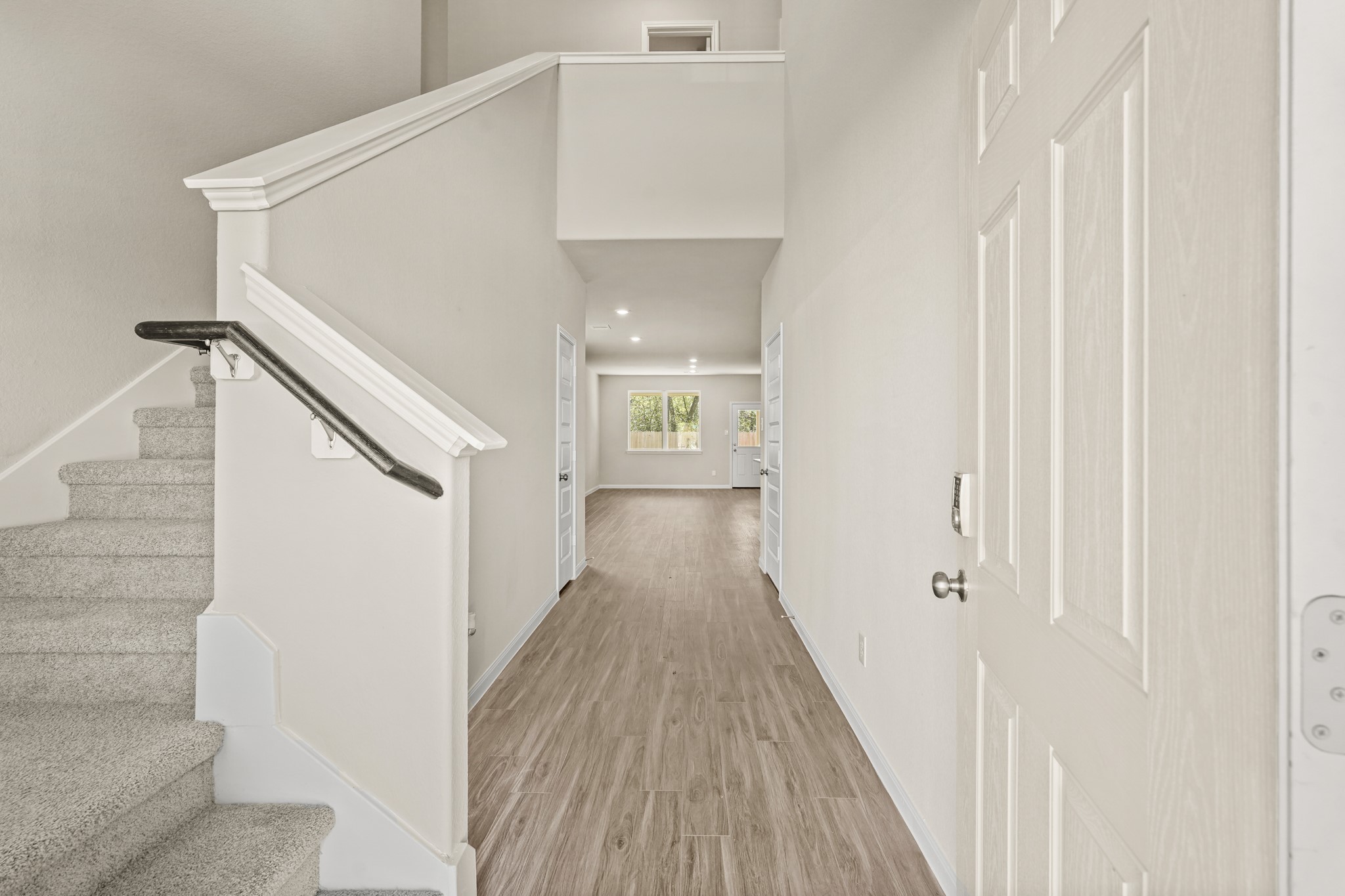 1106 Burkes Rdg Trail Conroe, TX 77301 - Photo 3 of 25