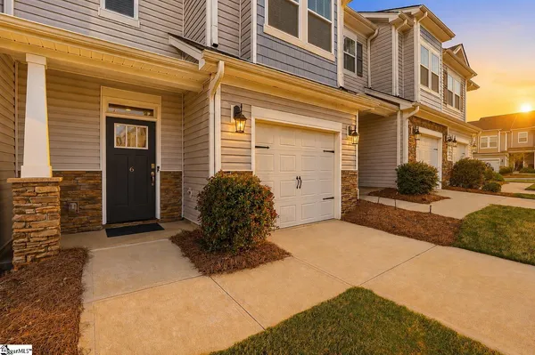 $274,000 | 6 Planters Place, Greer, SC 29650