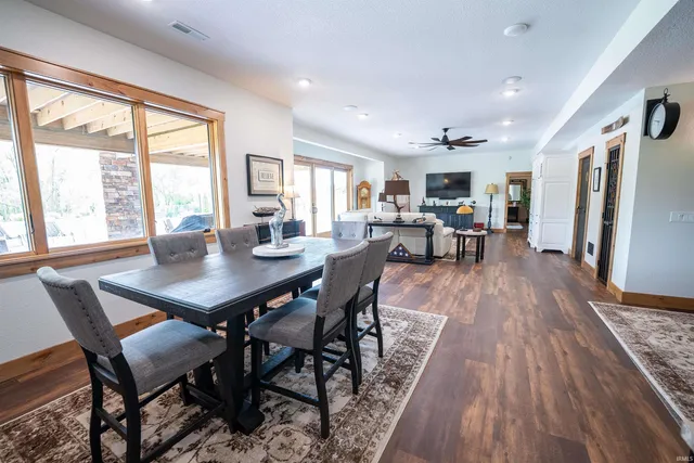 $4,800,000 | 8615 West 450 South, Hudson, IN 46747