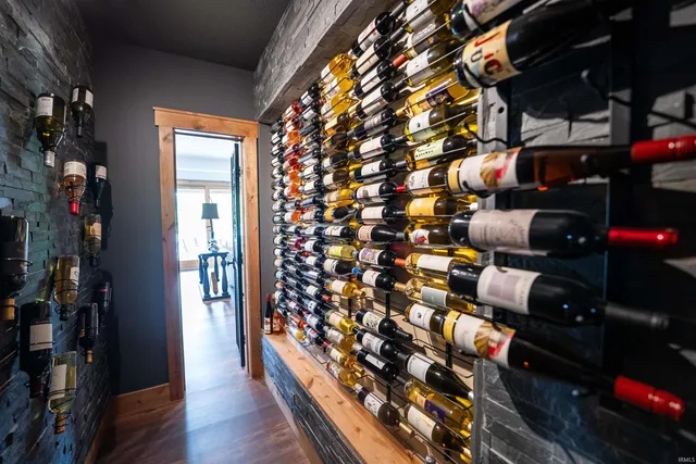 $4,800,000 | 8615 West 450 South, Hudson, IN 46747