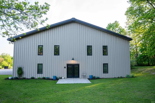 $4,800,000 | 8615 West 450 South, Hudson, IN 46747