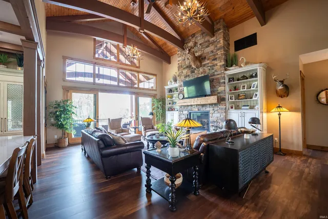 $4,800,000 | 8615 West 450 South, Hudson, IN 46747