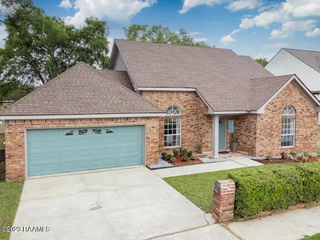 204 Student Lane Lafayette, LA 70508 - Photo 2 of 33