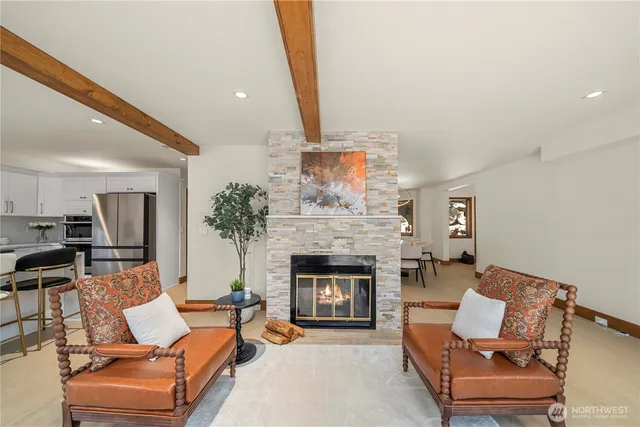 $1,880,000 | 13710 41st Avenue Northeast, Seattle, WA 98125