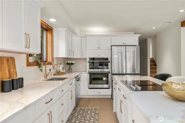 $1,880,000 | 13710 41st Avenue Northeast, Seattle, WA 98125