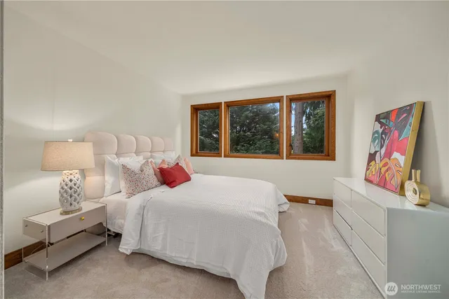 $1,880,000 | 13710 41st Avenue Northeast, Seattle, WA 98125