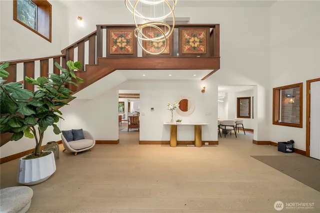 $1,880,000 | 13710 41st Avenue Northeast, Seattle, WA 98125