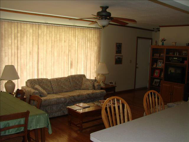 4464 West Albain Road Monroe, MI 48161 - Photo 4 of 9 20373309-3.JPG