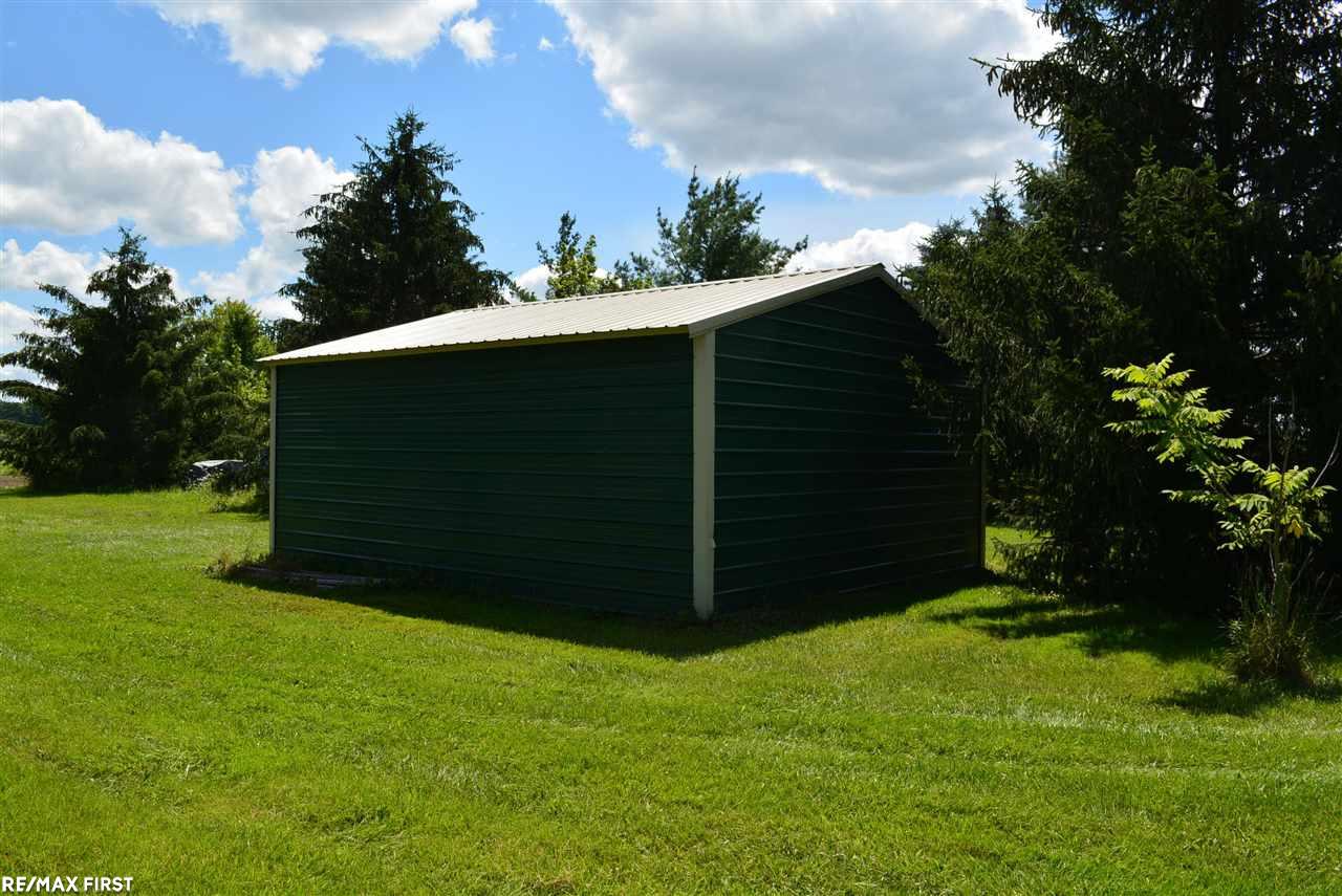 332 Howell Road Allenton, MI 48002 - Photo 40 of 55 50049272-39.JPG