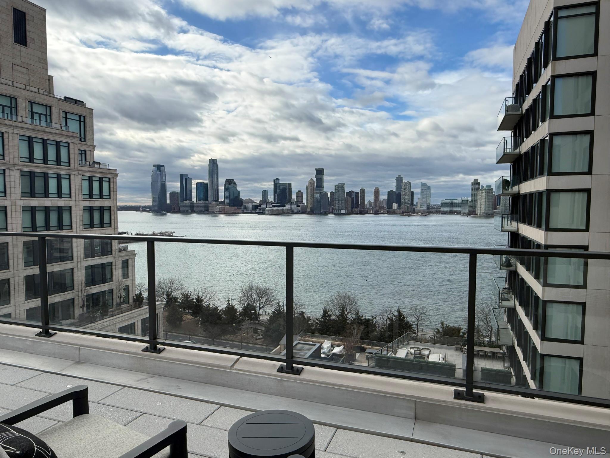 450 Washington Street, Unit 306 Manhattan, NY 10013 - Photo 21 of 33 a view of a terrace