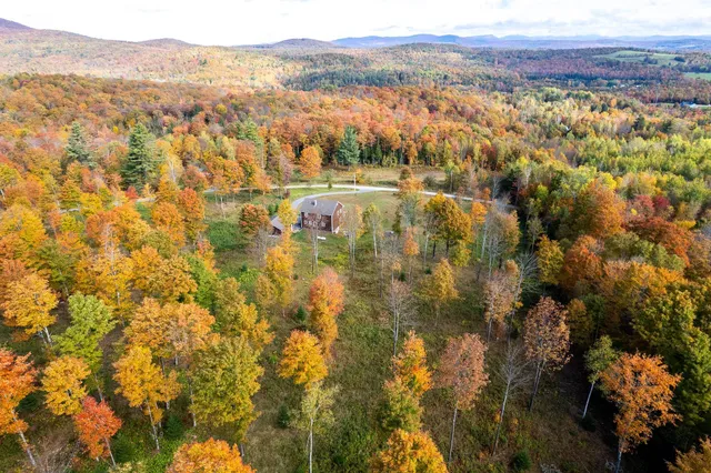 $599,000 | 884 Leroux Road, Wheelock, VT 05851