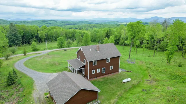 $599,000 | 884 Leroux Road, Wheelock, VT 05851
