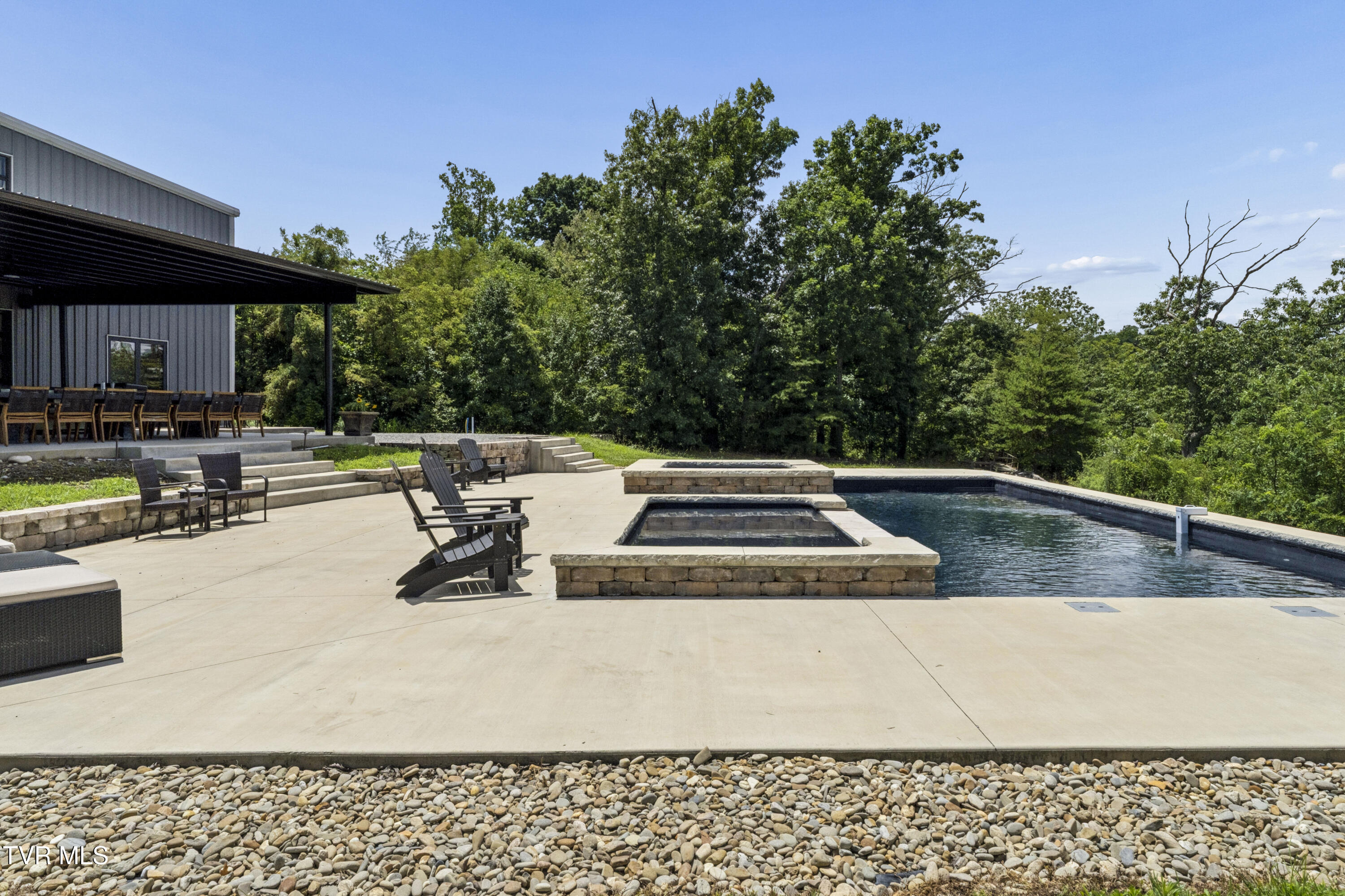 809 South Austin Springs Road Johnson City, TN 37601 - Photo 105 of 138 AustinSpringsBarn-101
