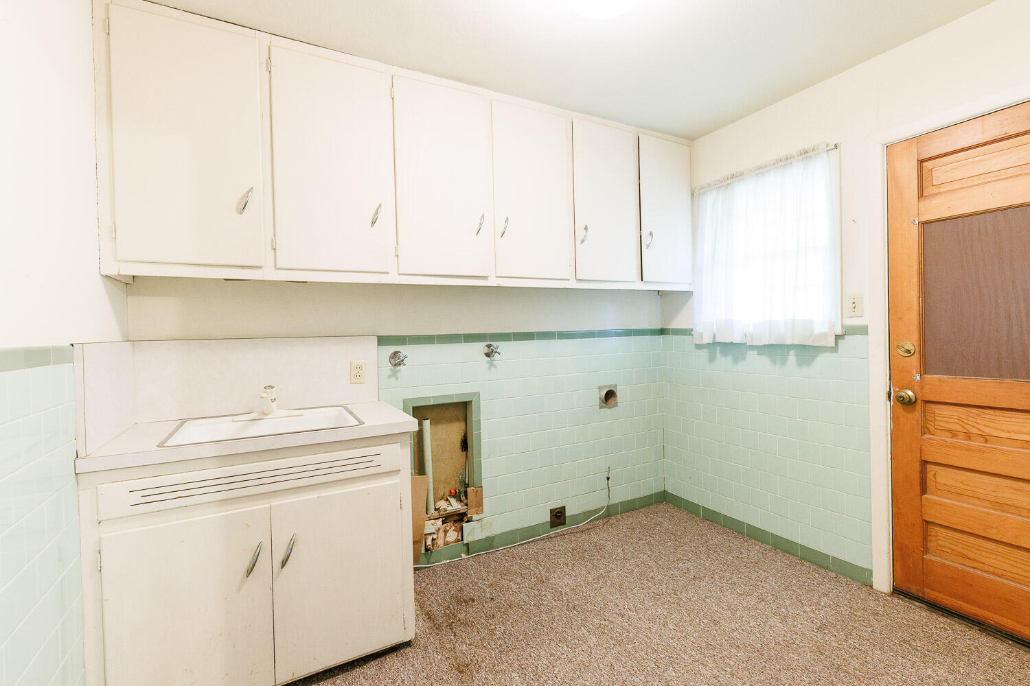 3308 37th Street Lubbock, TX 79413 - Photo 38 of 54 Utility Room