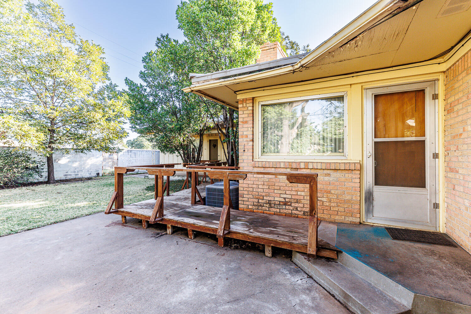 3308 37th Street Lubbock, TX 79413 - Photo 41 of 54 Back Patio