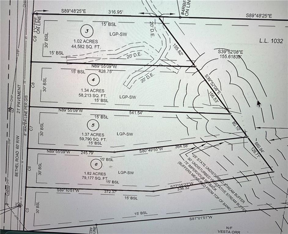 a close up view of a street