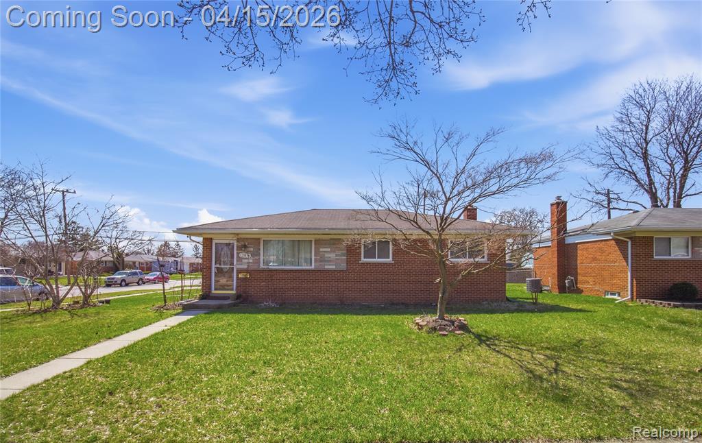12876 Martin Road Warren, MI 48088 - Photo 2 of 31 Gallery Image 2