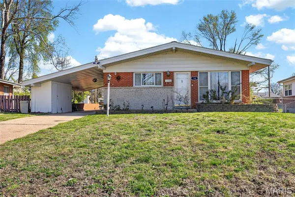 $220,000 | 16 Tamma Lane, Hazelwood, MO 63042