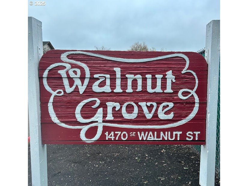 1470 Southeast Walnut Street, Unit 206 Hillsboro, OR 97123 - Photo 23 of 24