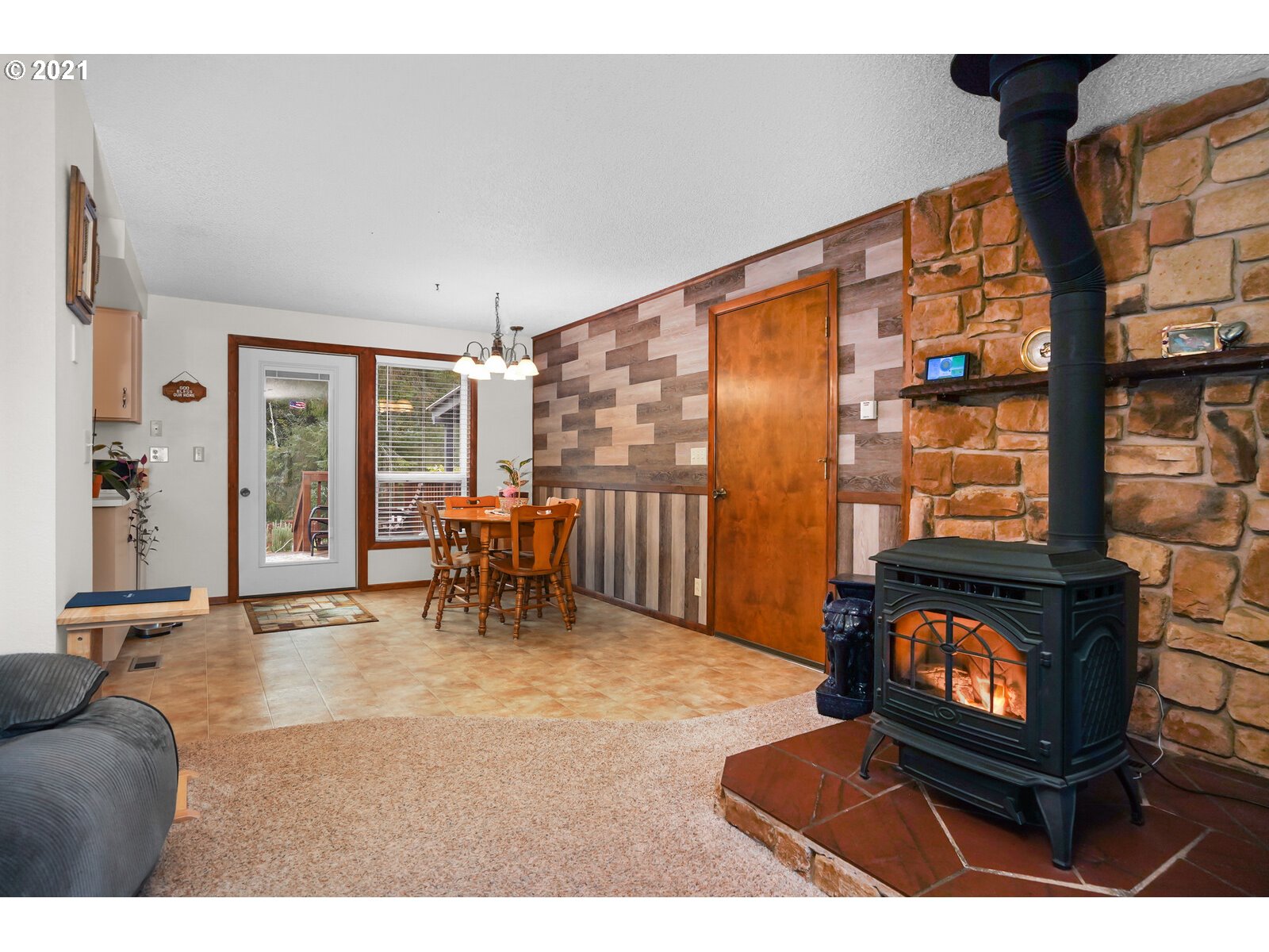 24590 River Bend Road Beaver, OR 97108 - Photo 5 of 32 Gallery Image 5