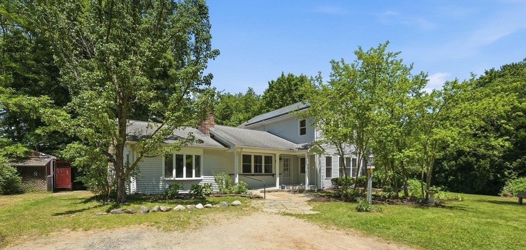 28 Hulst Road Amherst, MA 01002 - Photo 4 of 42