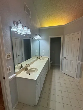 $465,000 | 713 Ashley Drive, Hurst, TX 76054