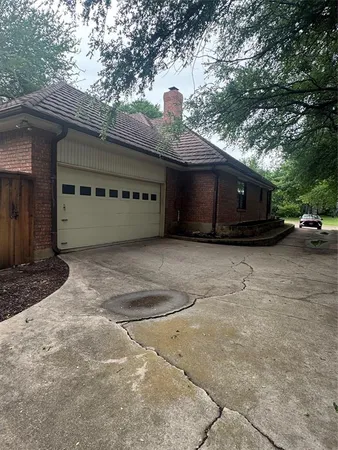 $465,000 | 713 Ashley Drive, Hurst, TX 76054