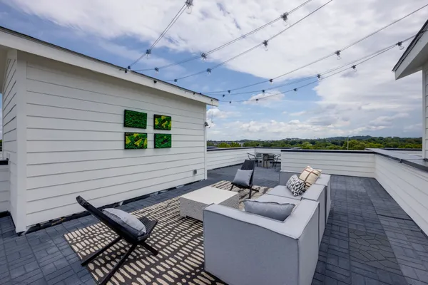 $609,000 | 5621 Lenox Avenue, Unit 2, Nashville, TN 37209