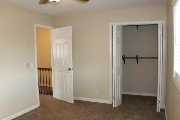 $1,100 | 730 Sir Echo Drive, Unit 4, Kingsport, TN 37663