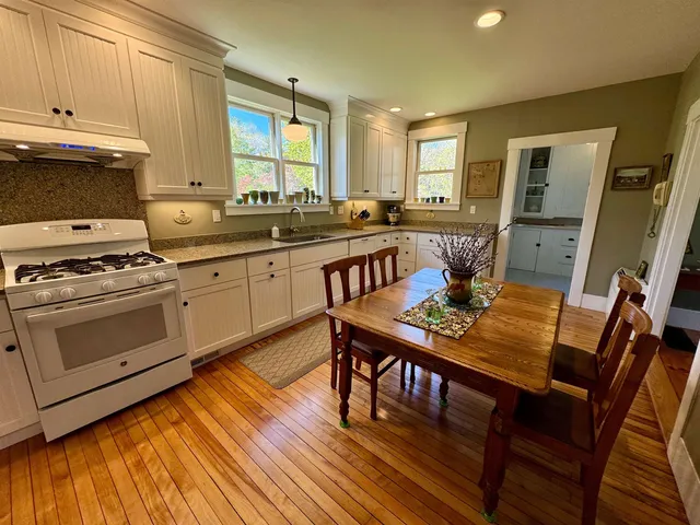 $499,000 | 41 Schaeffer Hill, Wells River, VT 05081