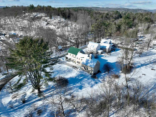 $499,000 | 41 Schaeffer Hill, Wells River, VT 05081