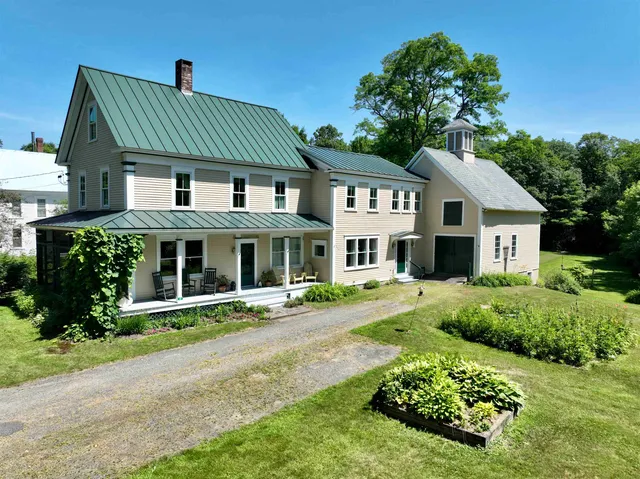 $499,000 | 41 Schaeffer Hill, Wells River, VT 05081