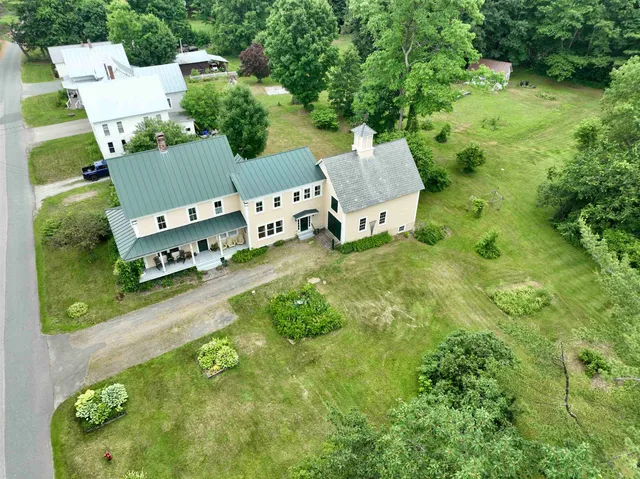 $499,000 | 41 Schaeffer Hill, Wells River, VT 05081