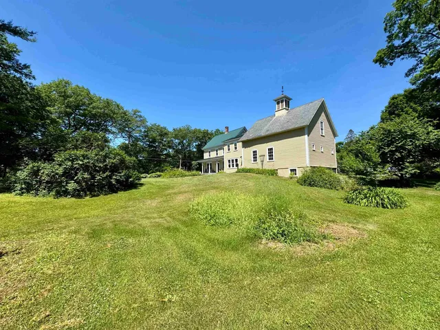 $499,000 | 41 Schaeffer Hill, Wells River, VT 05081