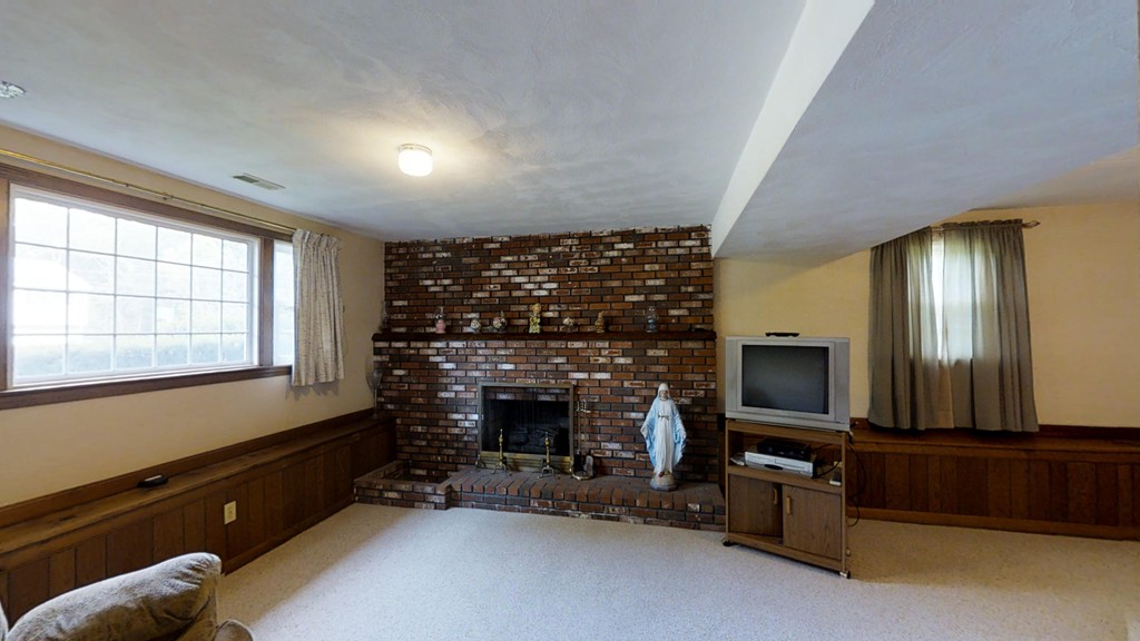109 Navillus Road Tewksbury, MA 01876 - Photo 10 of 16 Gallery Image 10
