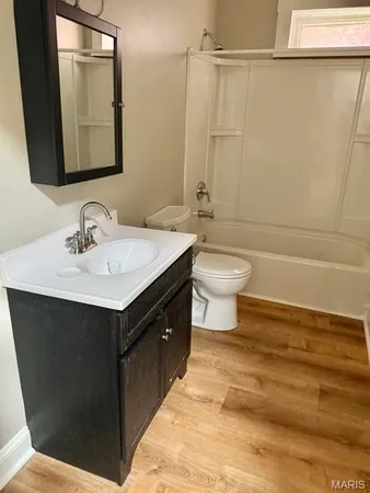 $599,900 | 3008 Henrietta Street, St. Louis, MO 63104