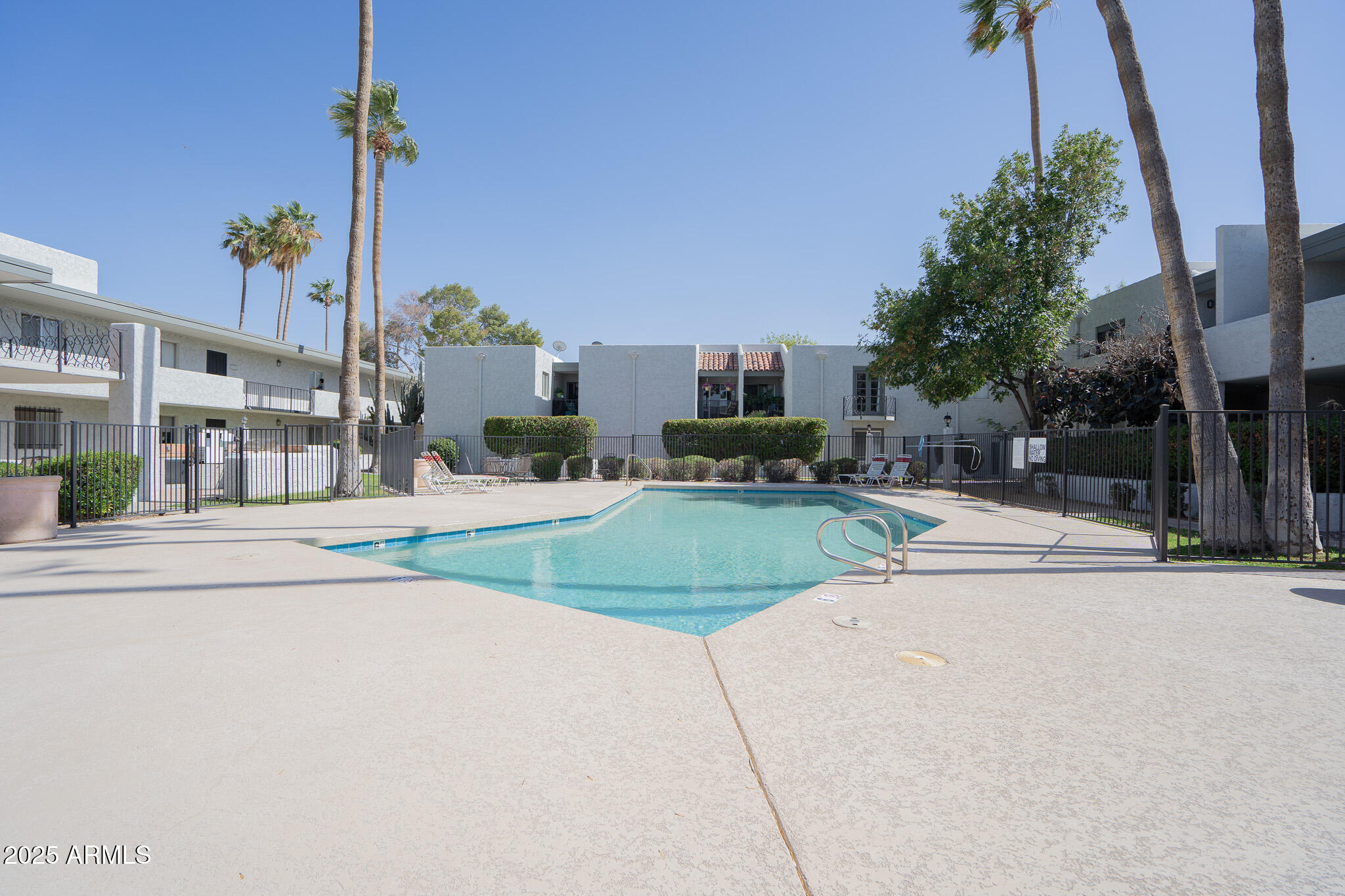 3314 North 68th Street, Unit 201 Scottsdale, AZ 85251 - Photo 28 of 29 a view of building exterior