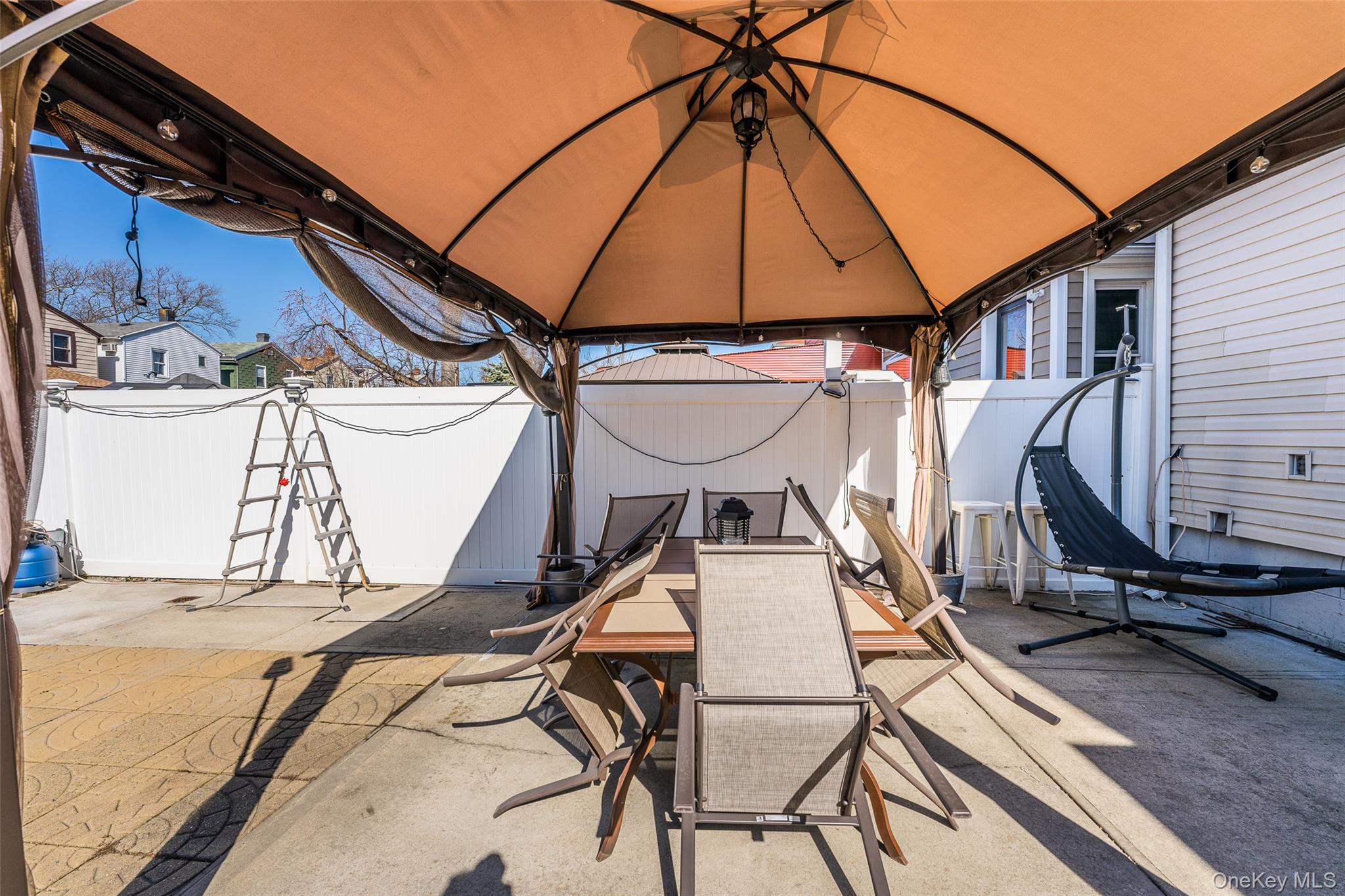 89-32 90th Street Queens, NY 11421 - Photo 24 of 33