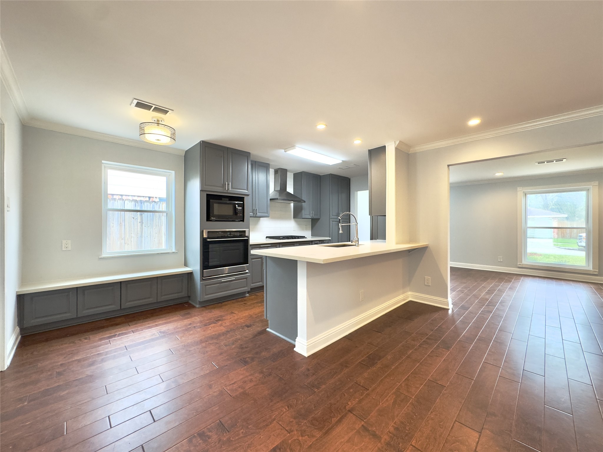 1415 Mapleton Drive Houston, TX 77043 - Photo 17 of 44