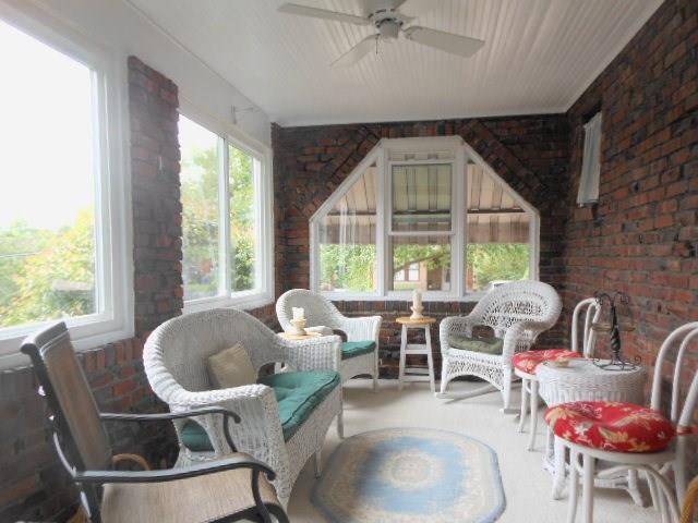 439 Mapleton Avenue Mt. Lebanon, PA 15228 - Photo 10 of 24 Gallery Image 10