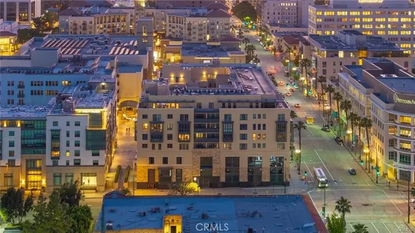 $1,060,000 | 39 South Los Robles Avenue, Unit 6017, Pasadena, CA 91101