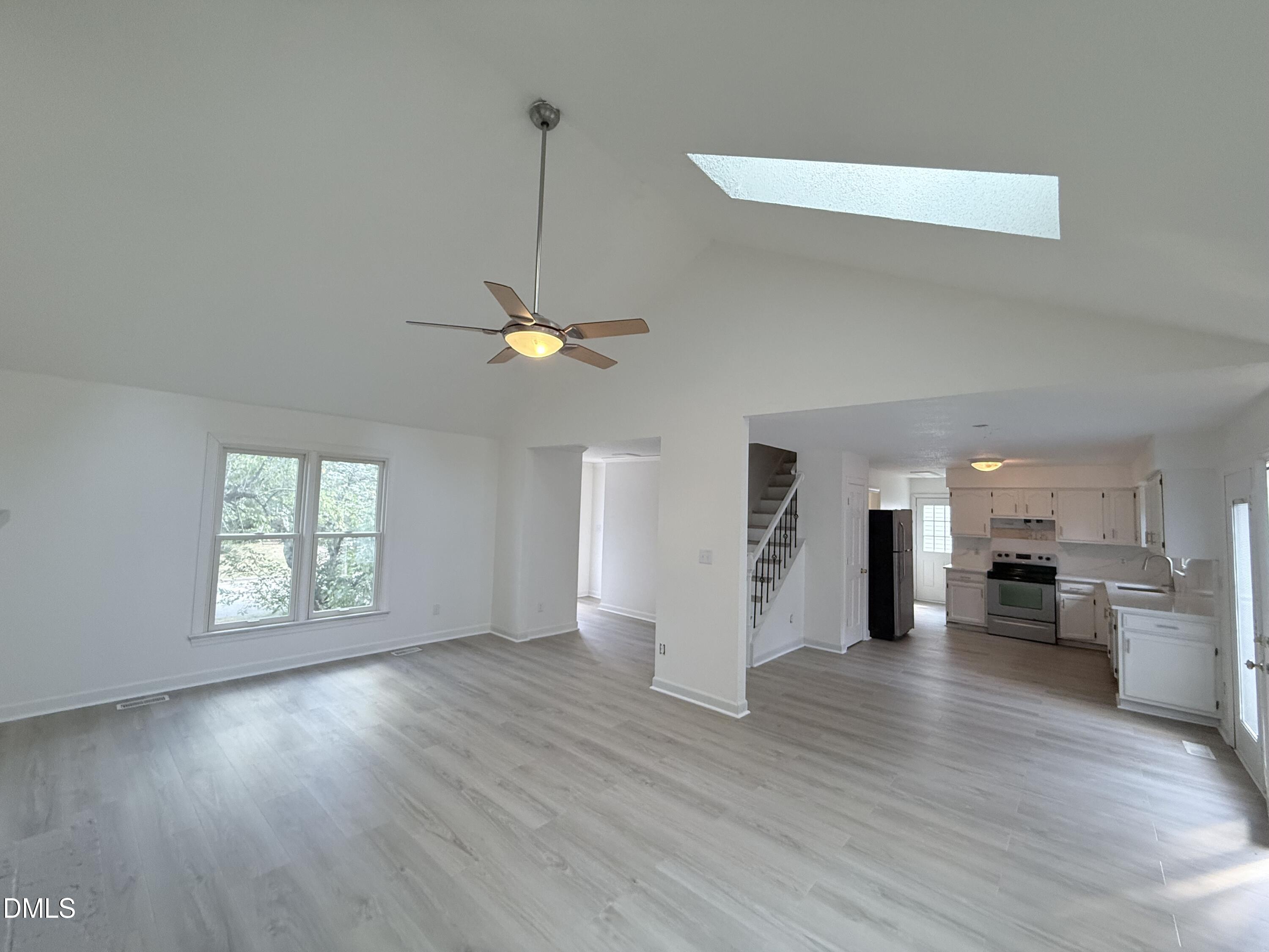 8209 Bellingham Circle Raleigh, NC 27615 - Photo 5 of 14 IMG_9077